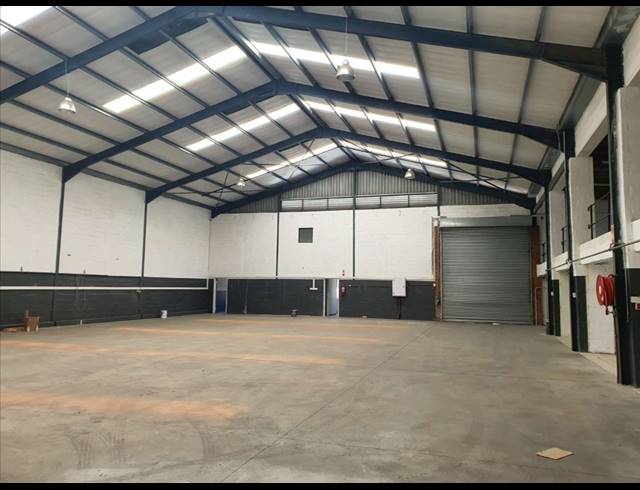 1,190M² WAREHOUSE FOR SALE IN SAXENBURG PARK 2